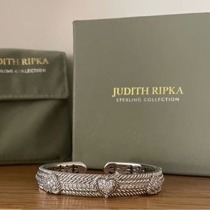 Judith Ripka Hinged bracelet